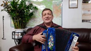 А Я МИЛОГО УЗНАЮ ПО ПОХОДКЕ