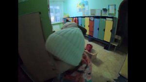 Анатолий первый раз идёт в ясельки (детский садик)