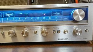 Стереоприемник Pioneer SX680 Am-FM 1978 года выпуска-Япония