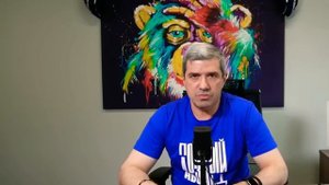 Михаил Шахназаров-Макаревич.