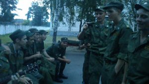 За окошком дембель мой....