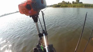 Лодочный мотор из триммера на лодке аква 190