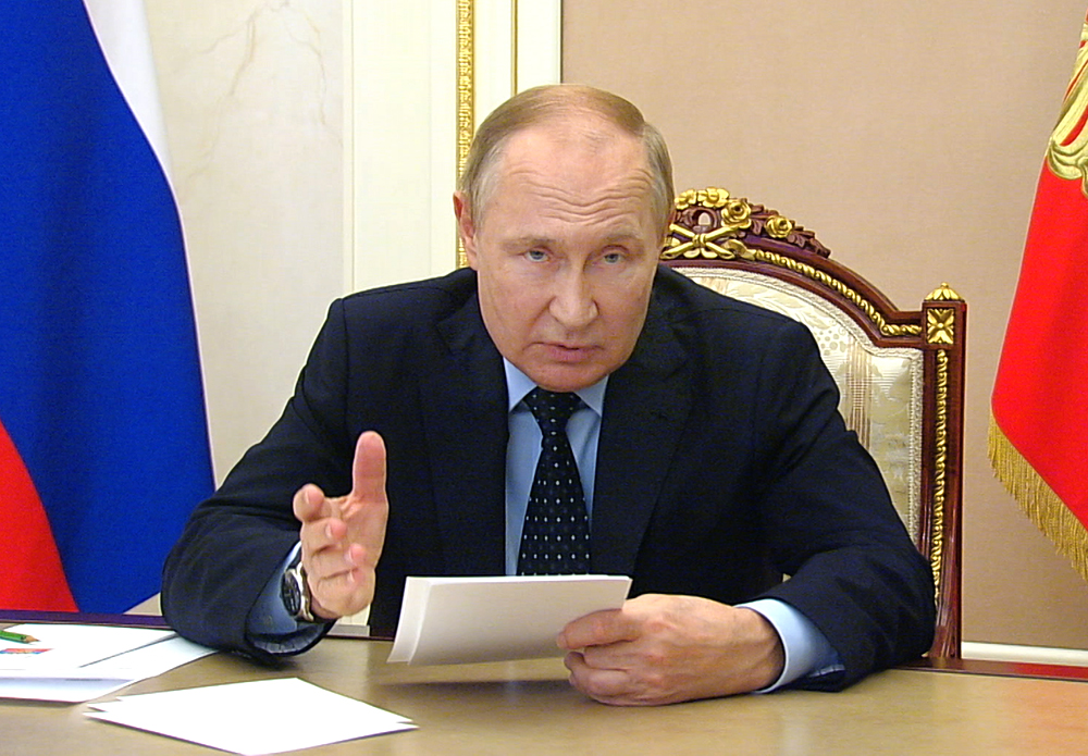 Путин обсудил с Совбезом ход спецоперации / События на ТВЦ