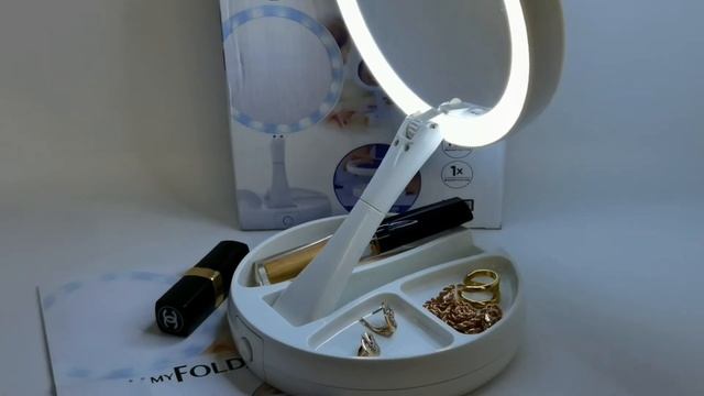 Зеркало Складное с Подсветкой My Fold Away Mirror от Магазина : DearBeauty Store смотреть онлайн