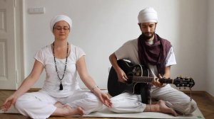 Kirtan Kriya - Sat Shabad Kaur & Shu Sat Sangeet Singh