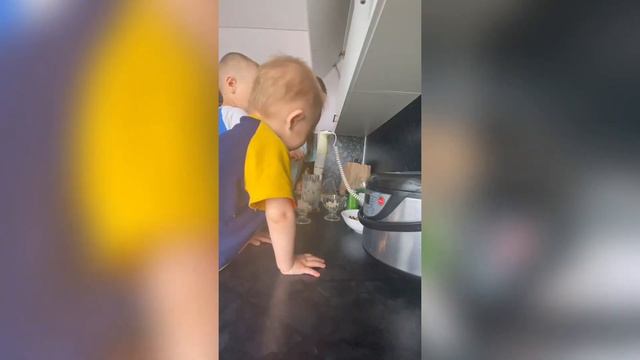 Безлактозное мороженое сделал Серёжа с мамой. Без сахара