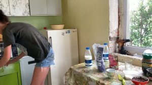 ПЕРЕДЕЛКА СТАРОЙ ДАЧИ/ДЕЛАЮ РЕМОНТ СВОИМИ РУКАМИ В СТАРОМ ДАЧНОМ ДОМИКЕ/Я ИСПОРТИЛА ВЕСЬ РЕМОНТ!!!