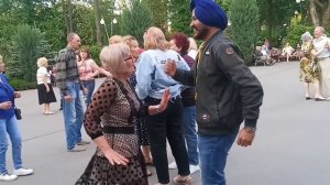 А первое слово дороже второго!!!??Танцы в парке Горького!!!,