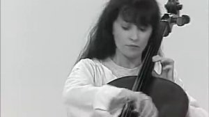 Maria João Pires plays Mozart Piano Concerto no. 21, K.467 - video 1985