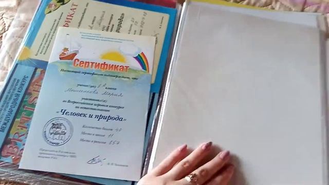 VLOG Выхожу в окно на 3 этаже, мои школьные достижения смотреть онлайн