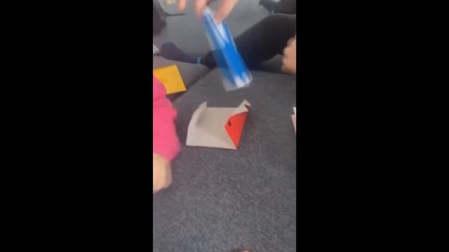 Прилучный показал трогательные подарки, которые вручили ему дети от Муцениеце смотреть онлайн