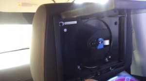 ДВД,ИГРОВАЯ ПРИСТАВКА в подголовник ниссан кашкай