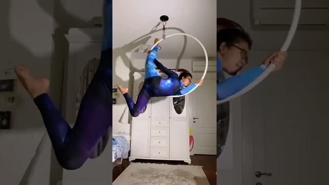Воздушное кольцо дома #aerialhoop #воздушноекольцо #воздушнаягимнастика #aerialsilks #flexibility
