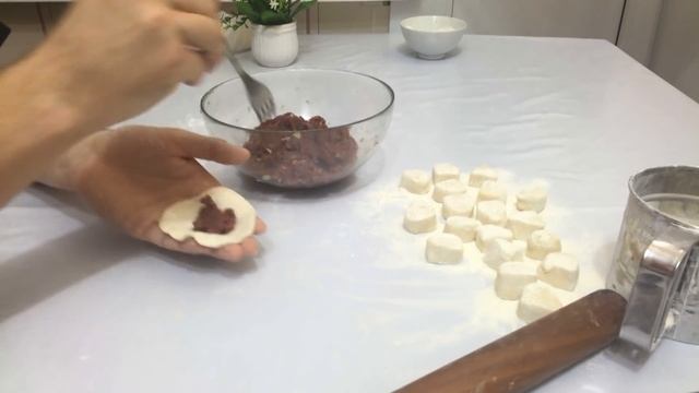 Как правильно лепить пельмени
