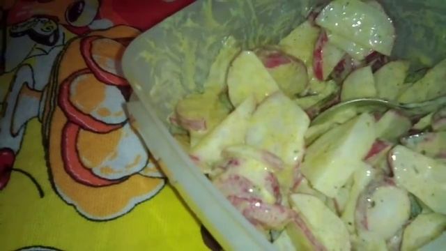 Салат из красной редиски. смотреть онлайн