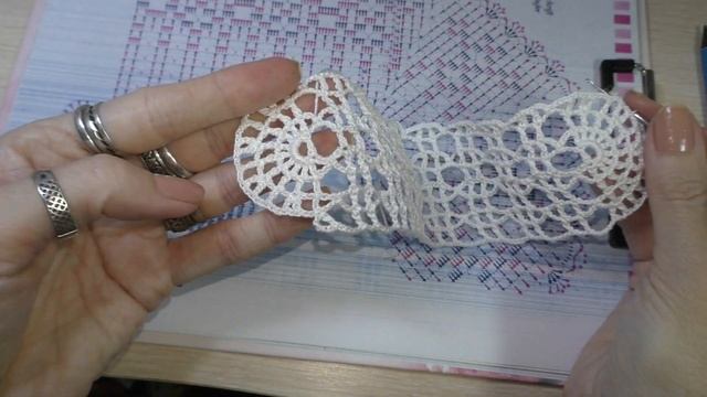 Овальная салфетка Морозные окошки 3-6 ряды смотреть онлайн