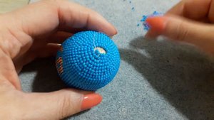 Пасхальное яйцо. Оплетение иглой в технике ндебеле. Часть 2 из 2.