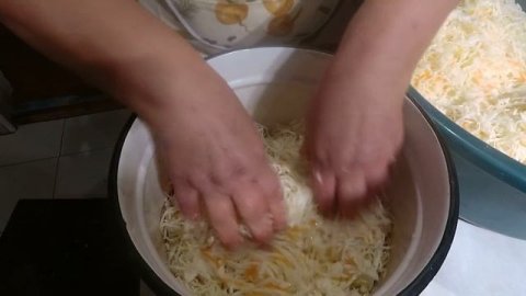 КАПУСТА С КЛЮКВОЙ квашеная. ХРУСТЯЩАЯ и АППЕТИТНАЯ