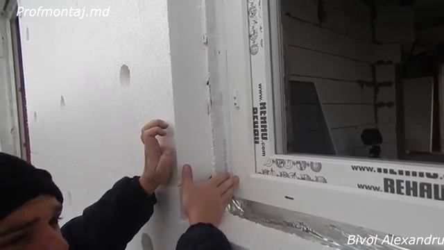 Монтаж пластиковых окон в пенопласте