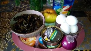 САЛАТ ИЗ МОРСКОЙ КАПУСТЫ с КОНСЕРВИРОВАННОЙ СКУМБРИЕЙ. ПРОСТЕЙШИЙ РЕЦЕПТ МГНОВЕННОГО ПРИГОТОВЛЕНИЯ!