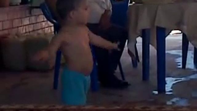 танец мальчика смотреть онлайн