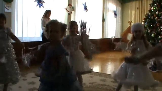 Олеся: танец с мячами. смотреть онлайн