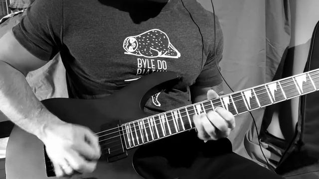 Fear Of The Darek (Iron Maiden cover) - Nux MG 30 смотреть онлайн