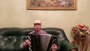 "Посадил я Ивушку раннею весной" - стихи, музыка, исполнение Николай Зубрилин, 10.10.2021г.