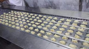 Термоформер вакууматор серии HE с формирователем 7х5 упаковок и встроенным струйным принтером