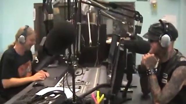 Johnny Daggers on the DOMESTIC DECAY Radio Show PRT 1 смотреть онлайн