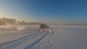 ДРИФТ ПО ГЛУБОКОМУ СНЕГУ МЕРСЕДЕС-БЕНЦ Е-КЛАСС 240 W 210 Drift Mercedes Benz E Class 240 W 210