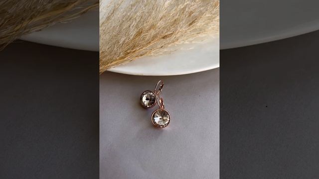 Серьги женские с камнем Swarovski / блестящие ювелирные украшения / вечерние серёжки