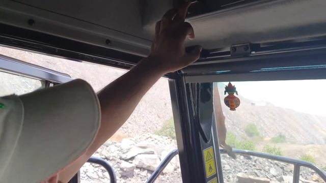 Cat 100 Ton Dumper Chalana Sikhe CAT 777 E Cabin Review  Vicky Rawani