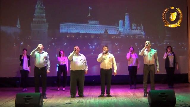 Исполнение гимна РФ творческим коллективом Арсеньевского ЦКДиК