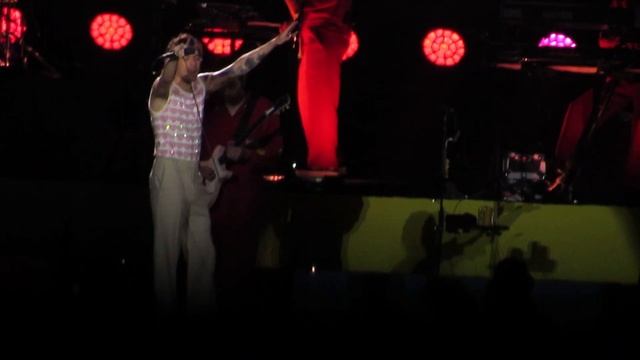Harry Styles - As It Was - Live at Estadio Nacional - Lima, Perú 2022 смотреть онлайн