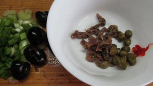 Соус из анчоусов с кабачком