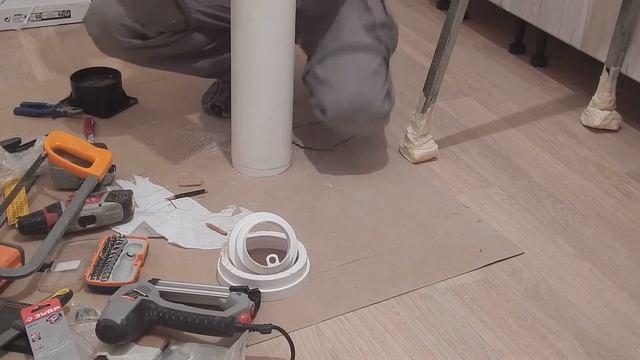 Кухонный гарнитур из Леруа Мерлен. Часть 4. Монтаж вентиляции.