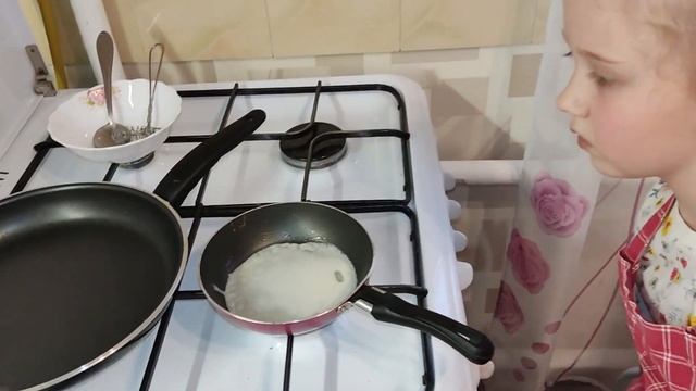 Мастер класс по изготовлению блинов воскресной школы Никольского храма города Чаплыгин смотреть онлайн