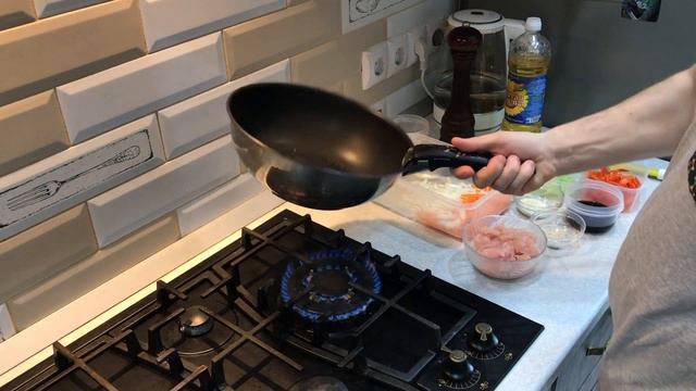 рецепт "Лапши Вок" в домашних условиях. УДОН С КУРИЦЕЙ И ОВОЩАМИ смотреть онлайн