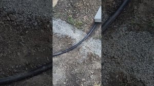 Ввод кабеля в дом под землей.