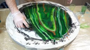 Рисуем смолой. Столешница из бетона