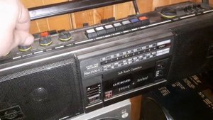 Вега 250-2 экспортная!!! Ищу в коллекцию магнитолу Вега 335 1985 - 1986 годов выпуска!