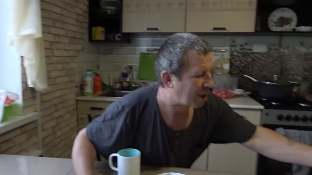 Влог : Шестерых вырастила, и всё забыла, как растить ребёнка) 12.11.21. смотреть онлайн