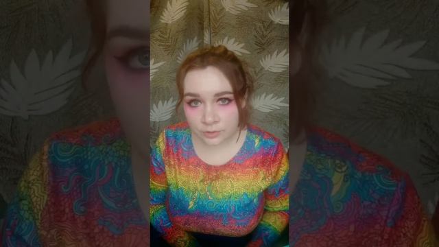 Упала лицом в вашу любовь. Макияж. Классический кринж смотреть онлайн