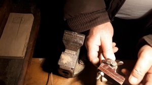 Тиски для пайки блёсен (свисток)