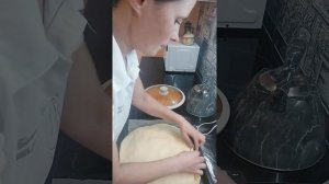 #пирог с щавелем и яблоками#