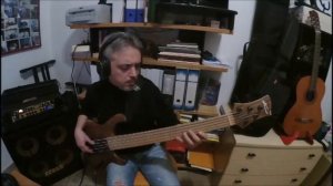 Bass Solo #BassTherapy #fasanaro #Bass