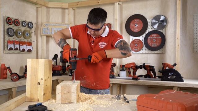 Обзор дрели - шуруповерта ударной Elitech ДА 18УБЛ2 4,0 Ач смотреть онлайн