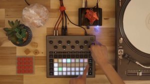 Circuit Rhythm and Vinyl Sampling - Trovarsi Connects