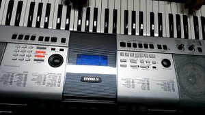 YAMAHA PSR e413 (sounds and styles demonstration)